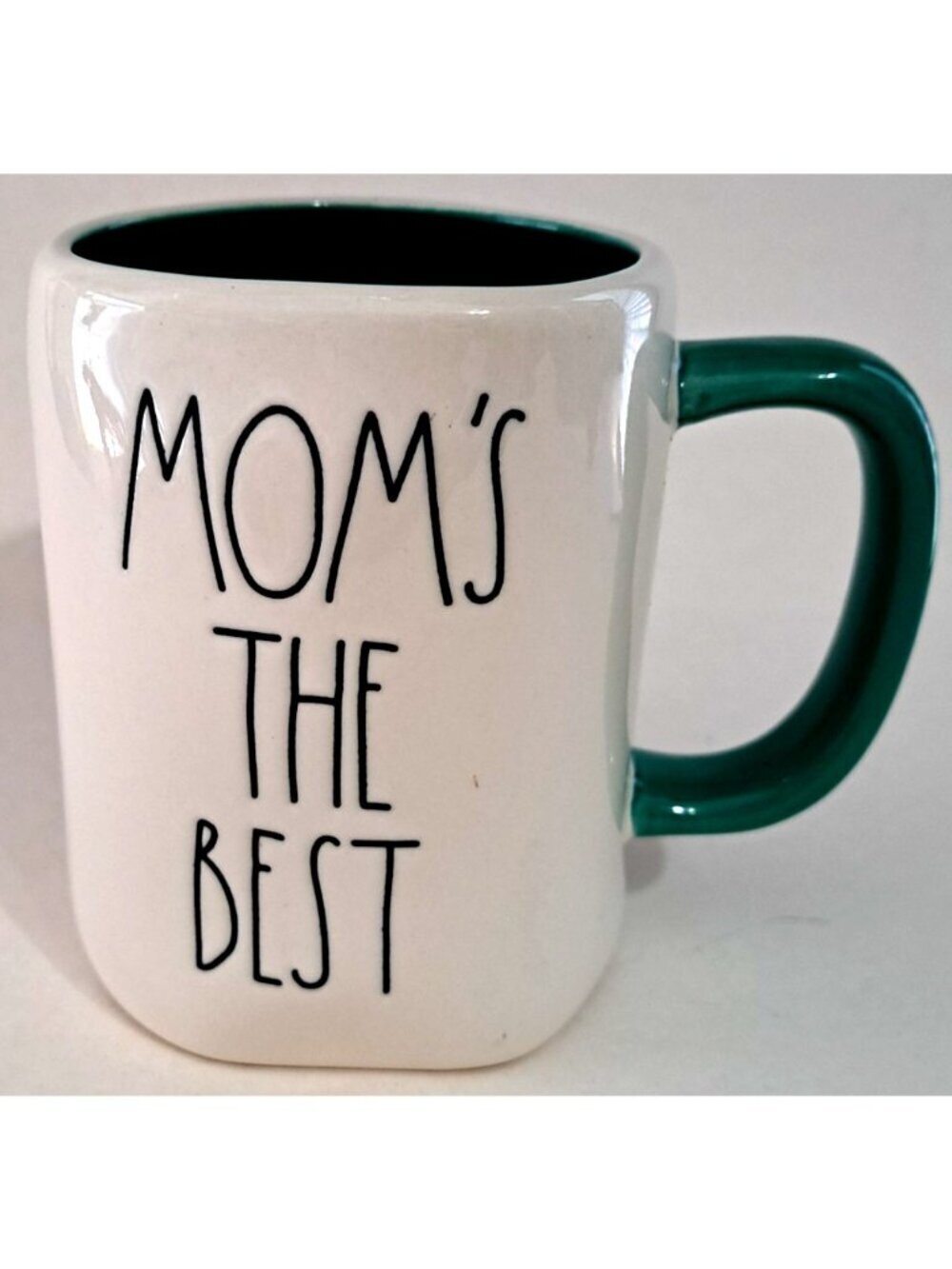 Rae Dunn Artisan Collection "Mom's The Best" White Green Mug Mother's Day